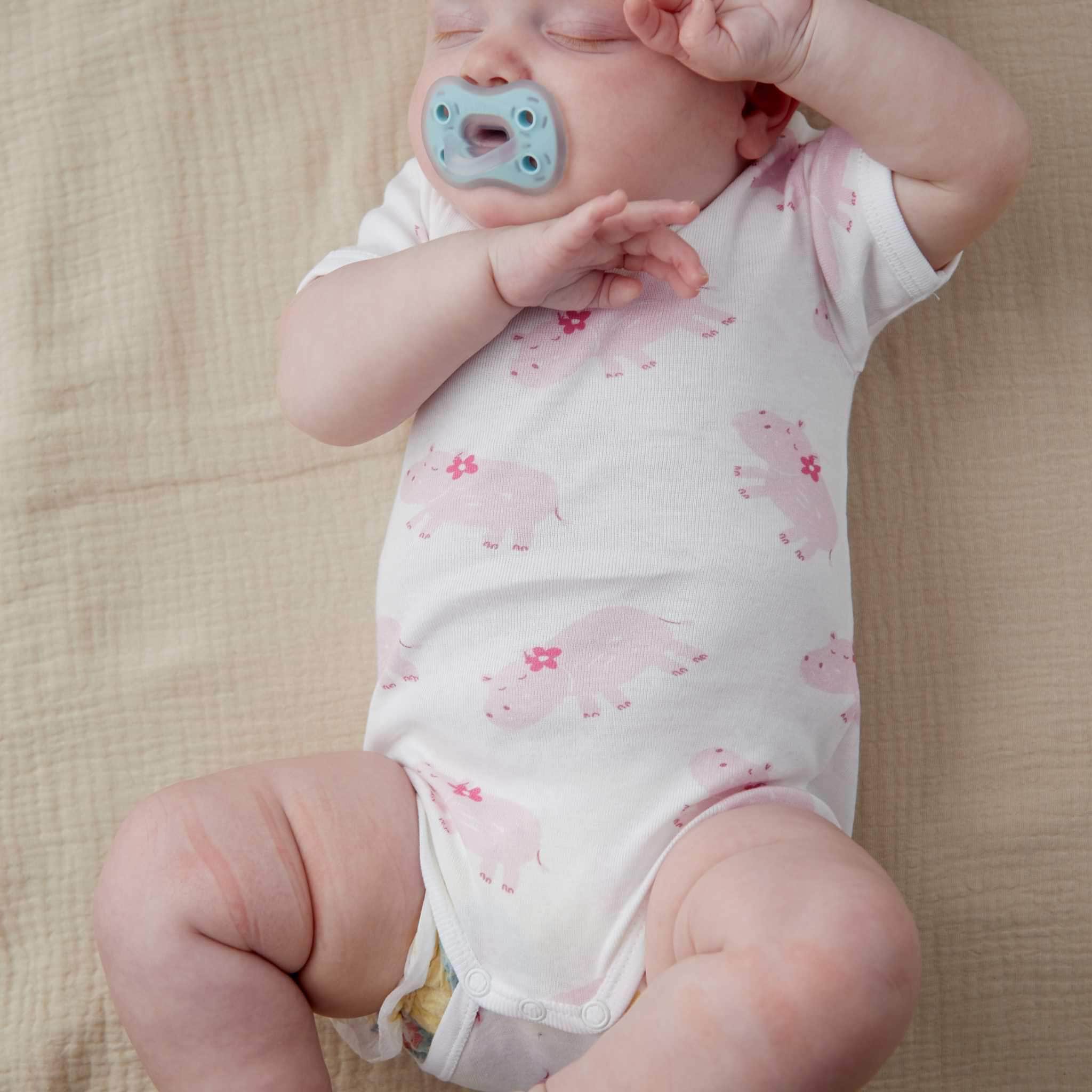 Estella Animal Gifts Hippo Print Bodysuit & Bib Set