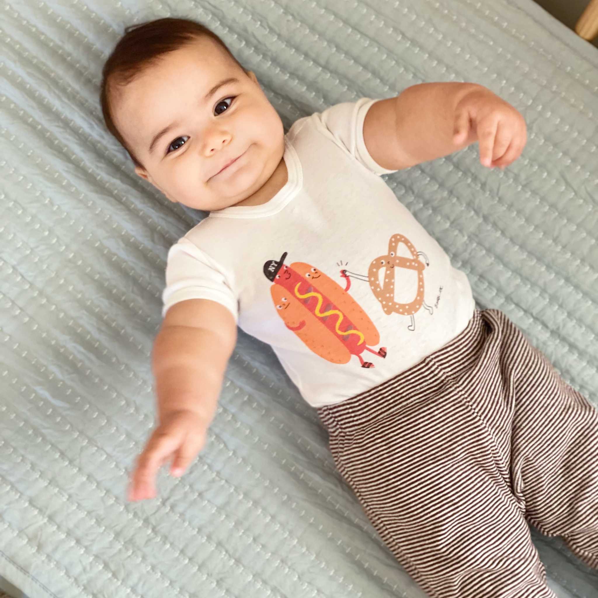 Estella Baby Gift Sets "Baby Loves NY" Set