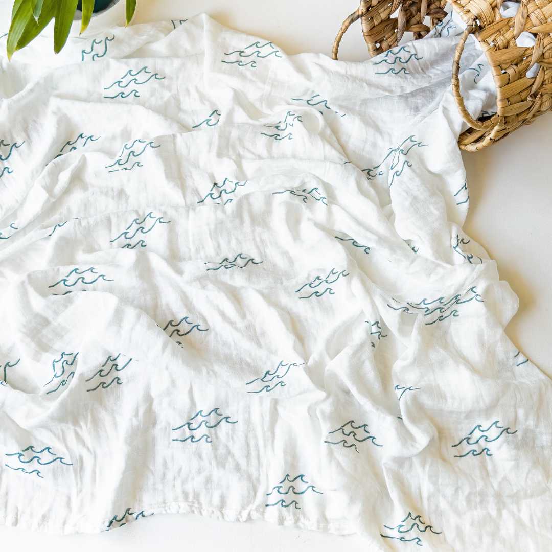 Estella x Coca + B. Organic Cotton Baby Swaddle Blanket – Ocean Wave Print