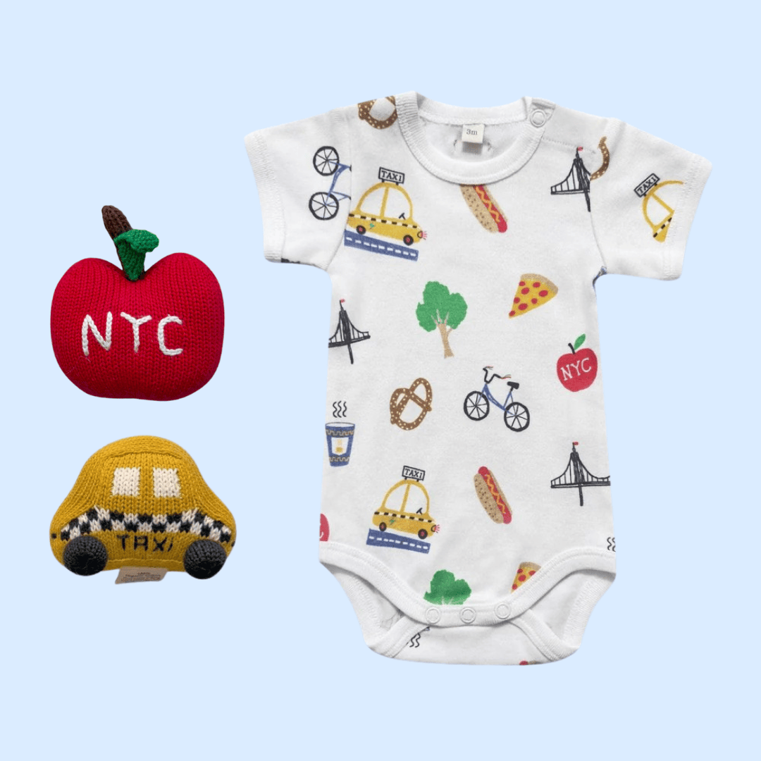 Estella Baby Gift Sets 0-3 M NYC Print Bodysuit & Rattle Set