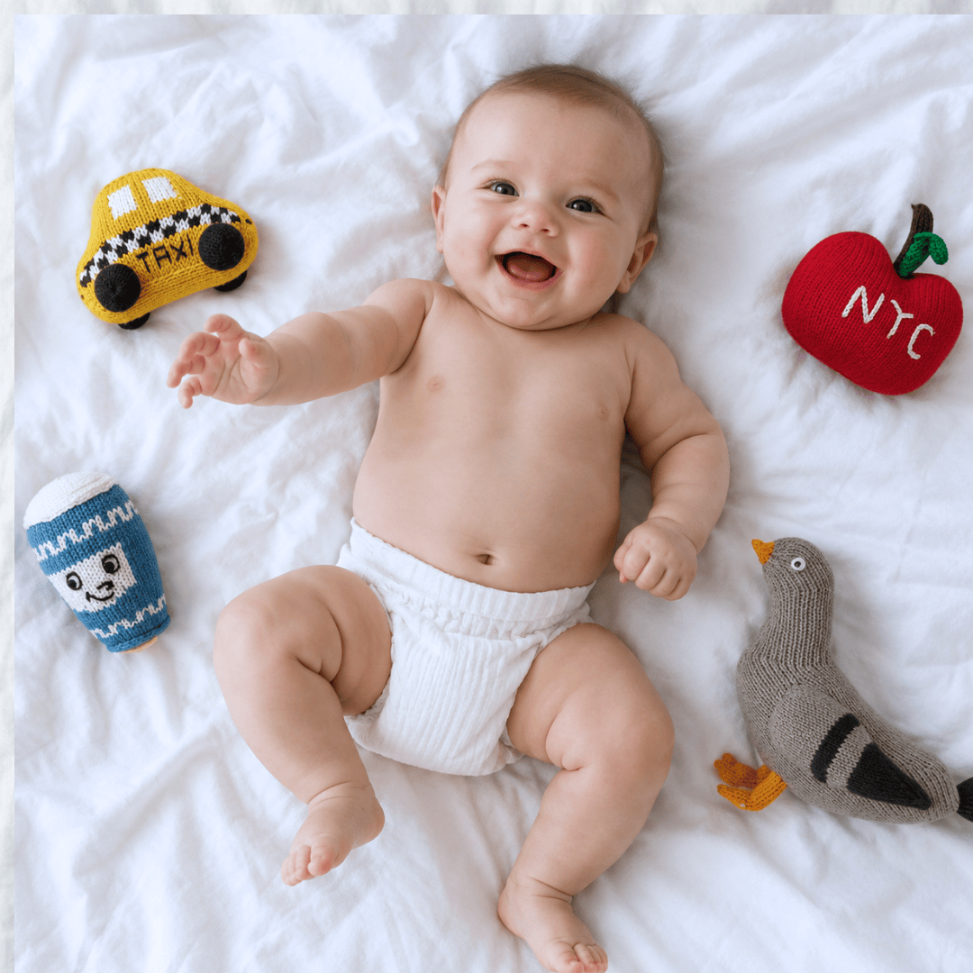 Estella NYC Gifts Big Apple Tour Rattle Gift Set